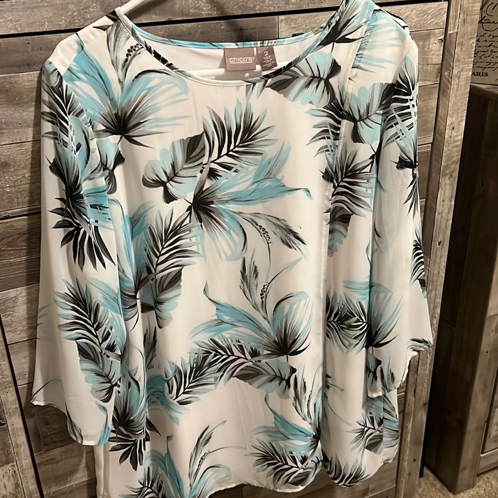 Used Chico’s Spring 3/4 Sleeve Blouse 🌸